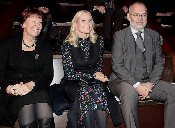 Crown Princess Mette Marit wore H&M ruffle trimmed dress and Manolo Blahnik pumps and UFO cape vest