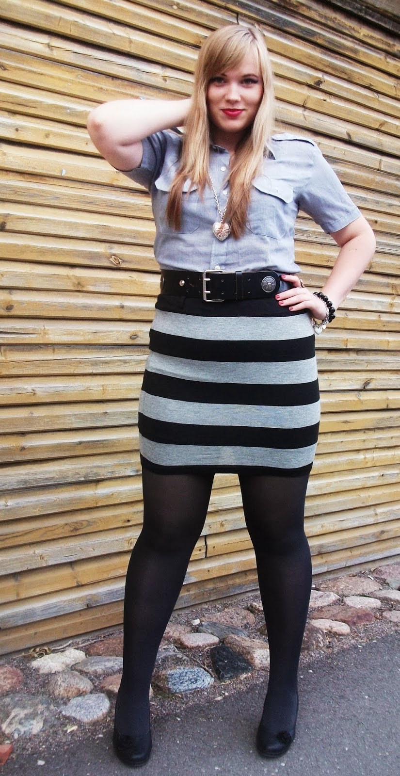 How To Wear Colored Tights Edition Fashionmylegs The tights and hosiery blog