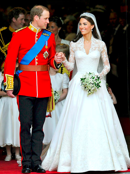 My Superficial Endeavors Royal Wedding Love Pippa Middleton S Dress Poor Prince William Already Losing His Hair At Such A Young Age I Think Harry Is Much Better Looking