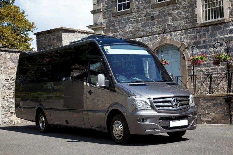 19 seater minibus taxi Chatham