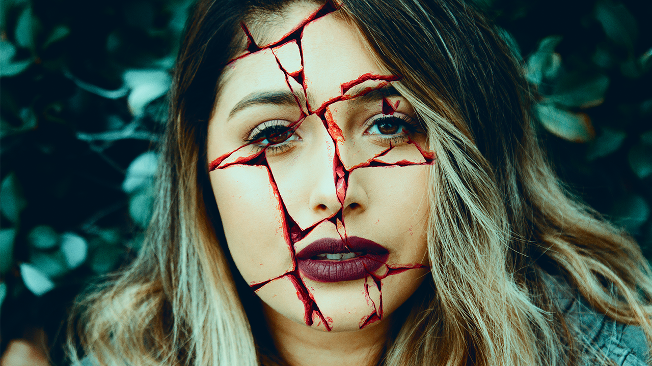 How To Create Realistic Horror Cracked Skin Face In Photoshop Scary