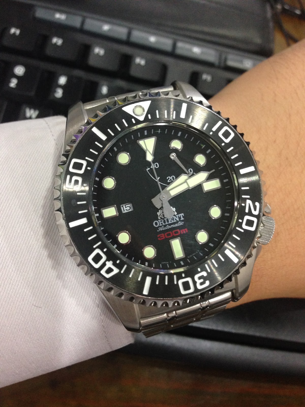 orient 300m pro saturation diver