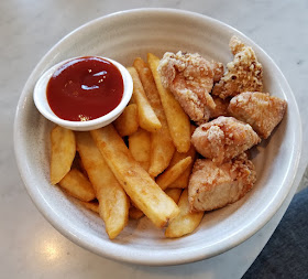 The Penny Drop, Box Hill, chicken and chips