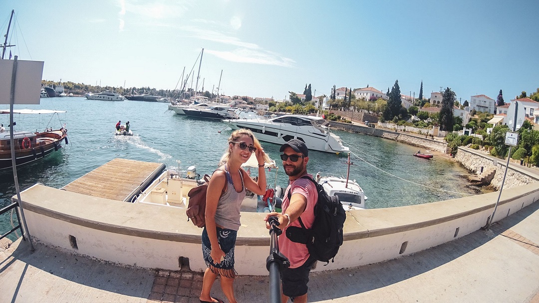 QUICK EXCURSION FROM ATHENS TO SPETSES KDEXPLORER ( Discover Greece