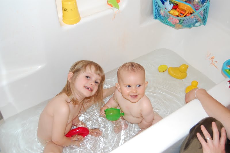 Eleanor & Emerson's Place Bath time is more fun together!