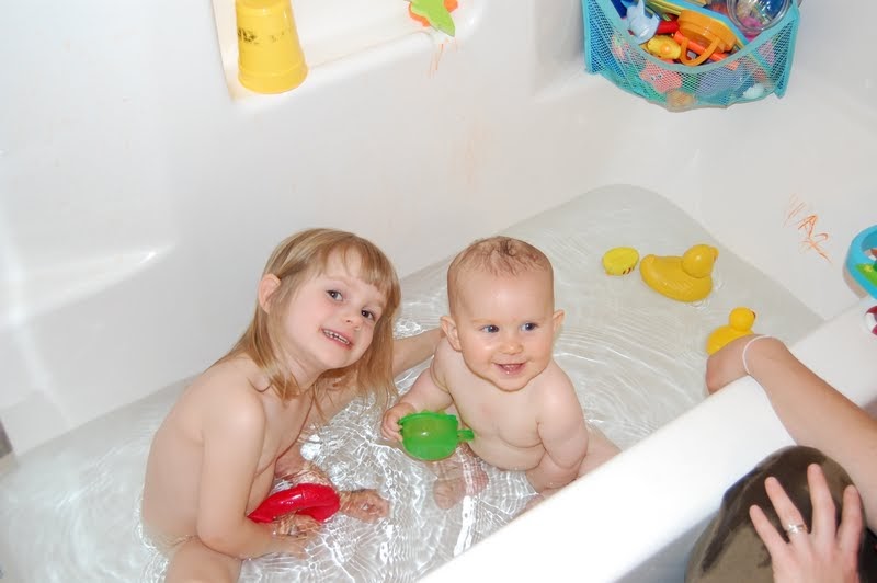 Eleanor And Emersons Place Bath Time Is More Fun Together 