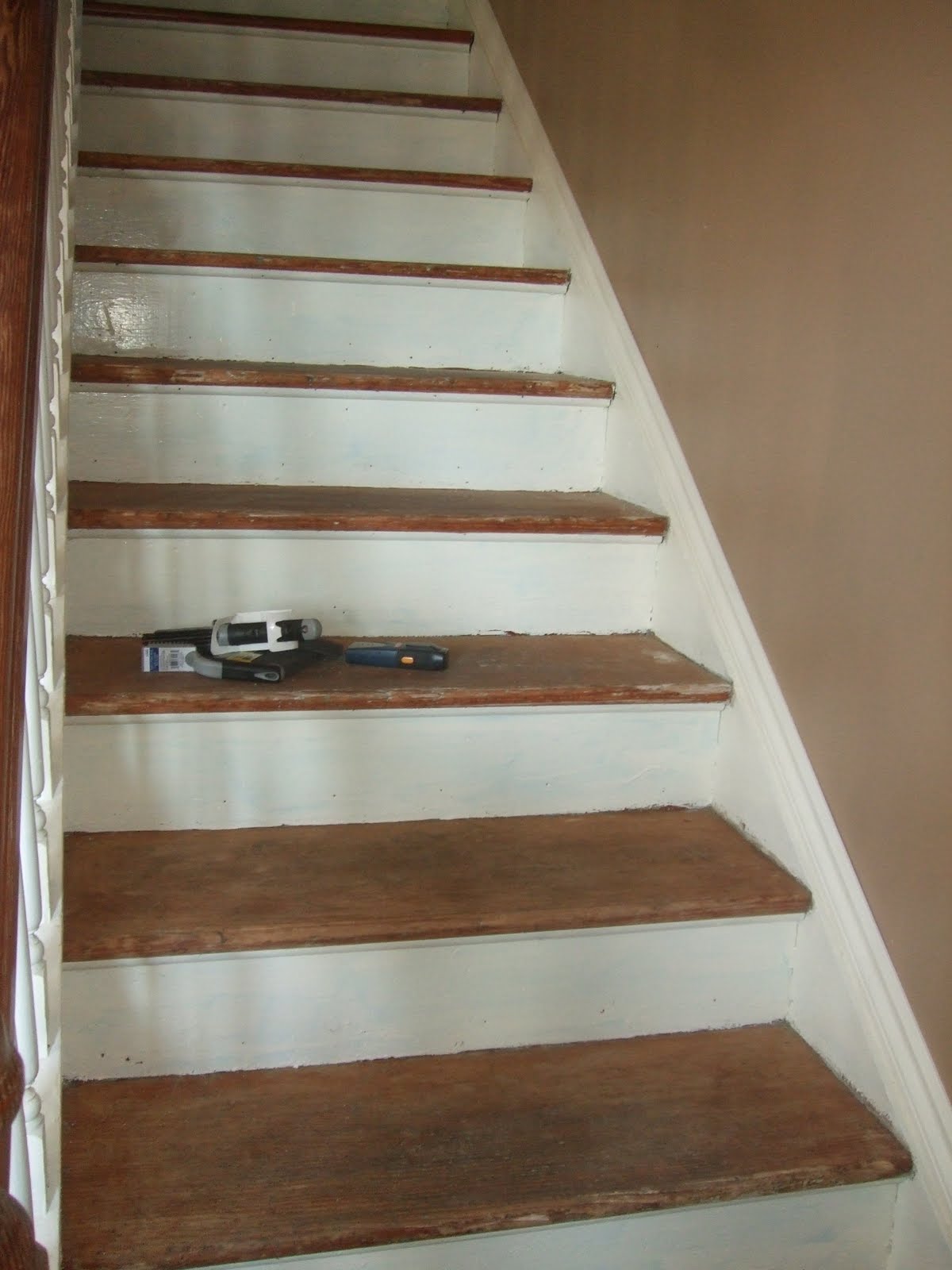 The Smiths: Stairs - painting, adding baseboard, more stripping