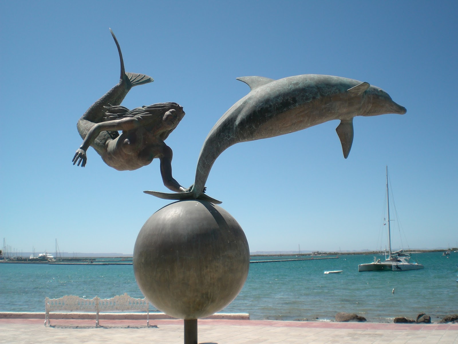 Voyage of s/v Cool Breez'n 201112 La Paz, Mexico....Crew arrives from