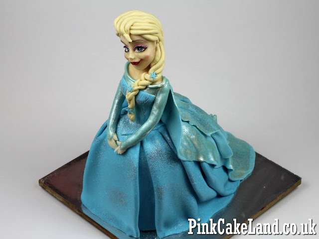 Frozen Anna 3D Birthday Cake