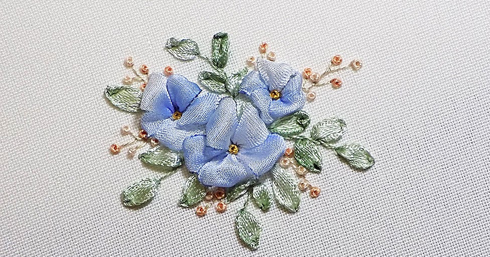 How to Make Ribbon Leaves - Ribbon Embroidery 