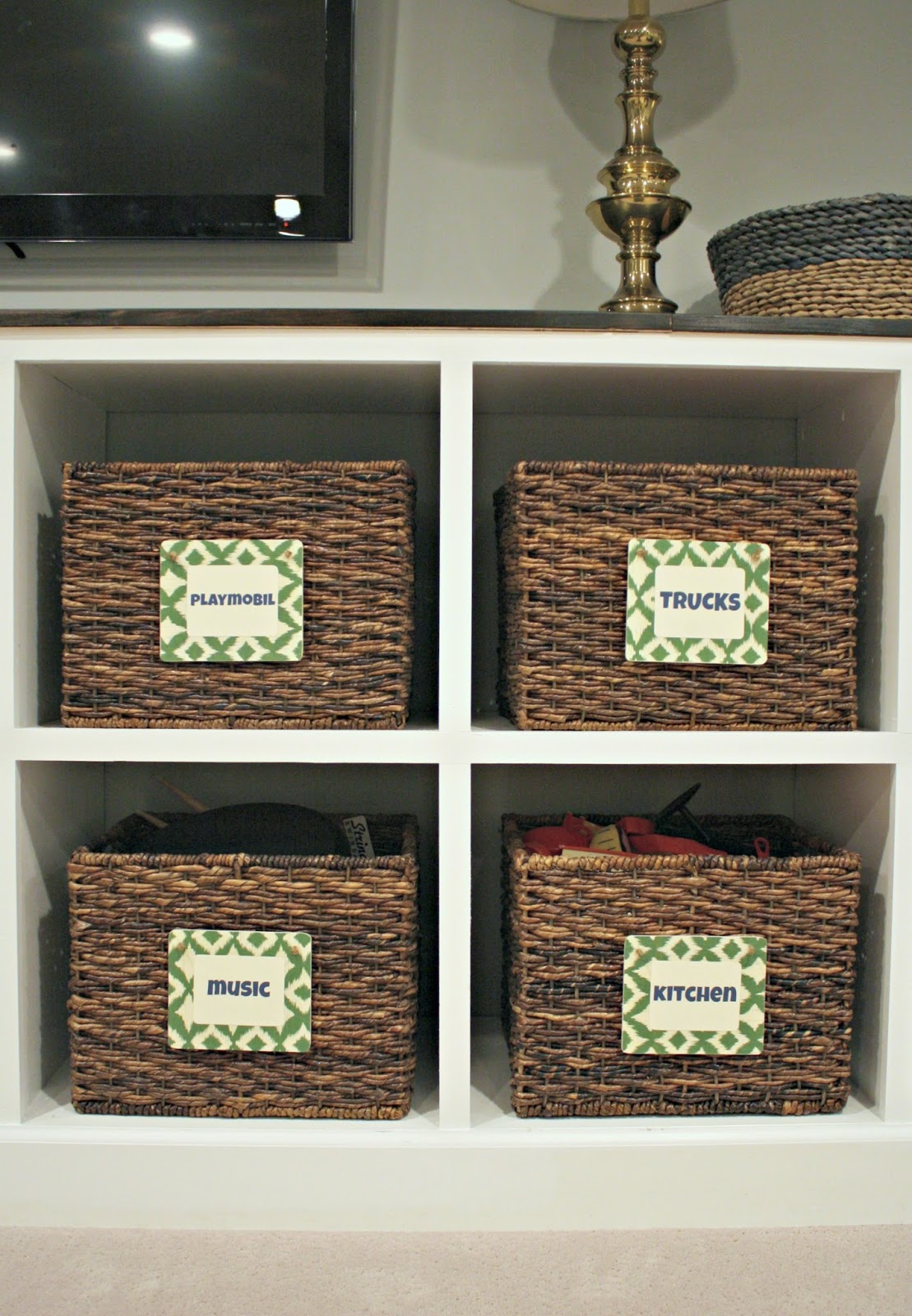Perfect small storage containers for tiny stuff, Thrifty Decor Chick