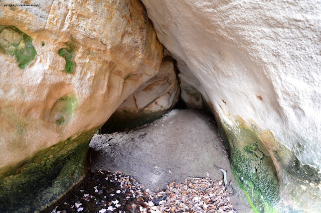 Jaskinie koło Żerkowic tzw. Huzarski Skok