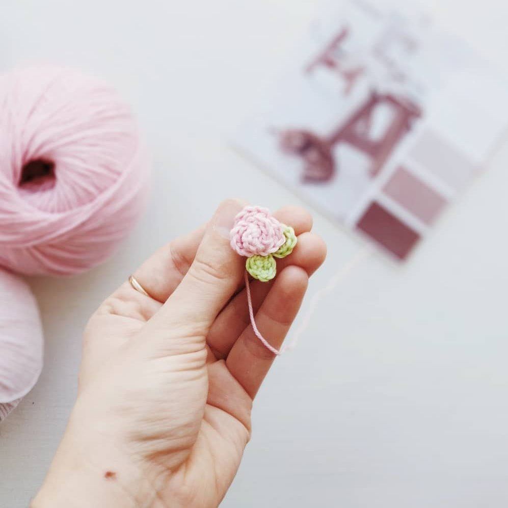 Crochet rose