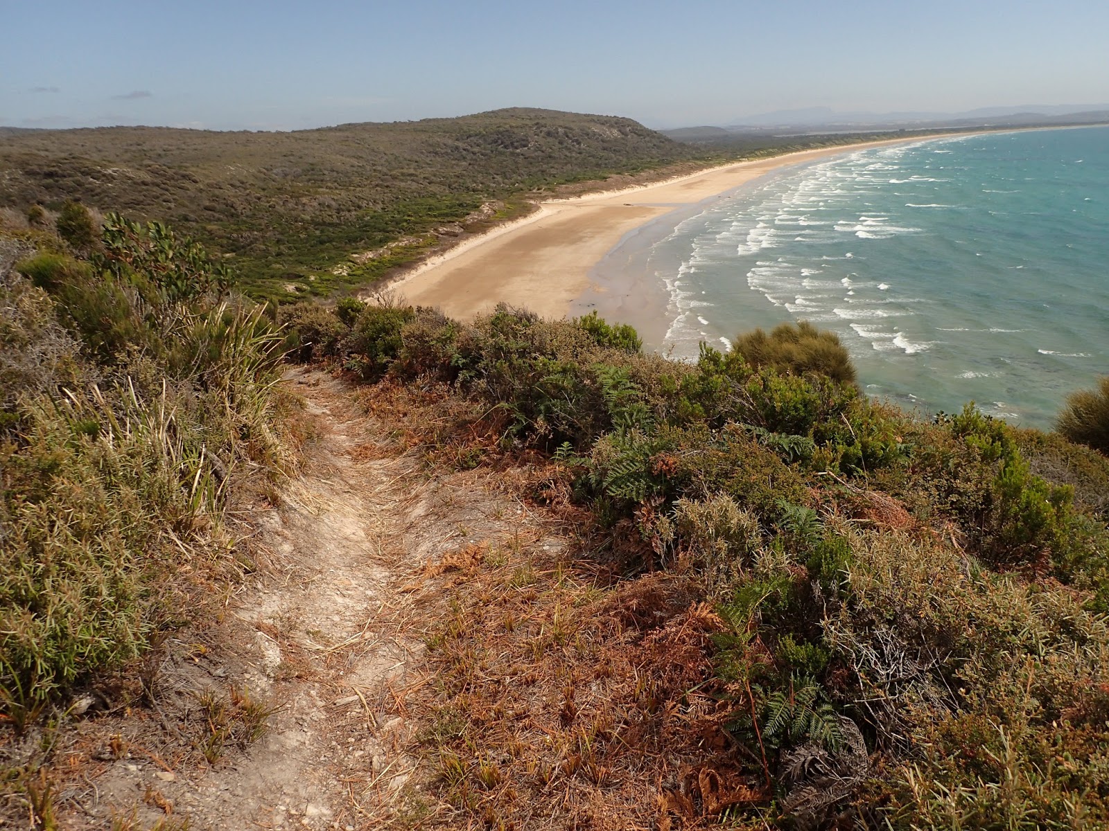 Safarihiker. West Head Coastal Track to Bakers Beach, Narawntapu