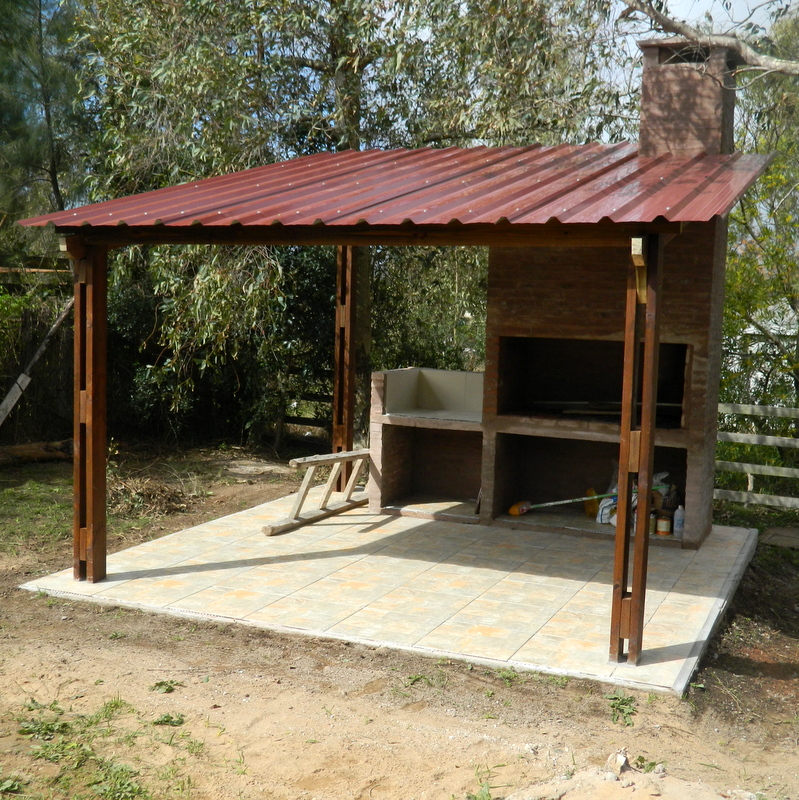 Parrillero "casi" terminado.