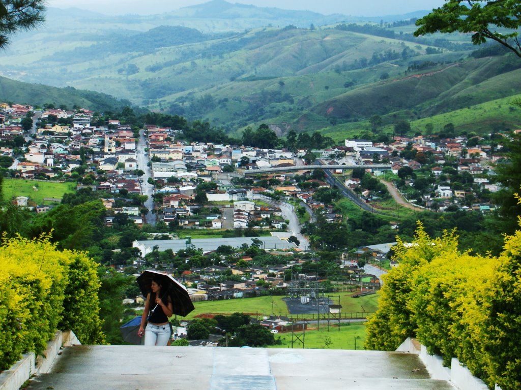 TURISTANDO PELO MUNDO Campos Altos, Minas Gerais Emoldurada pelas serras da Saudade, da TURISTANDO PELO MUNDO Campos Altos, Minas Gerais Emoldurada pelas serras da Saudade, da