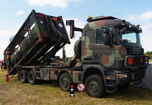 Truk Scania Modifikasi-militer