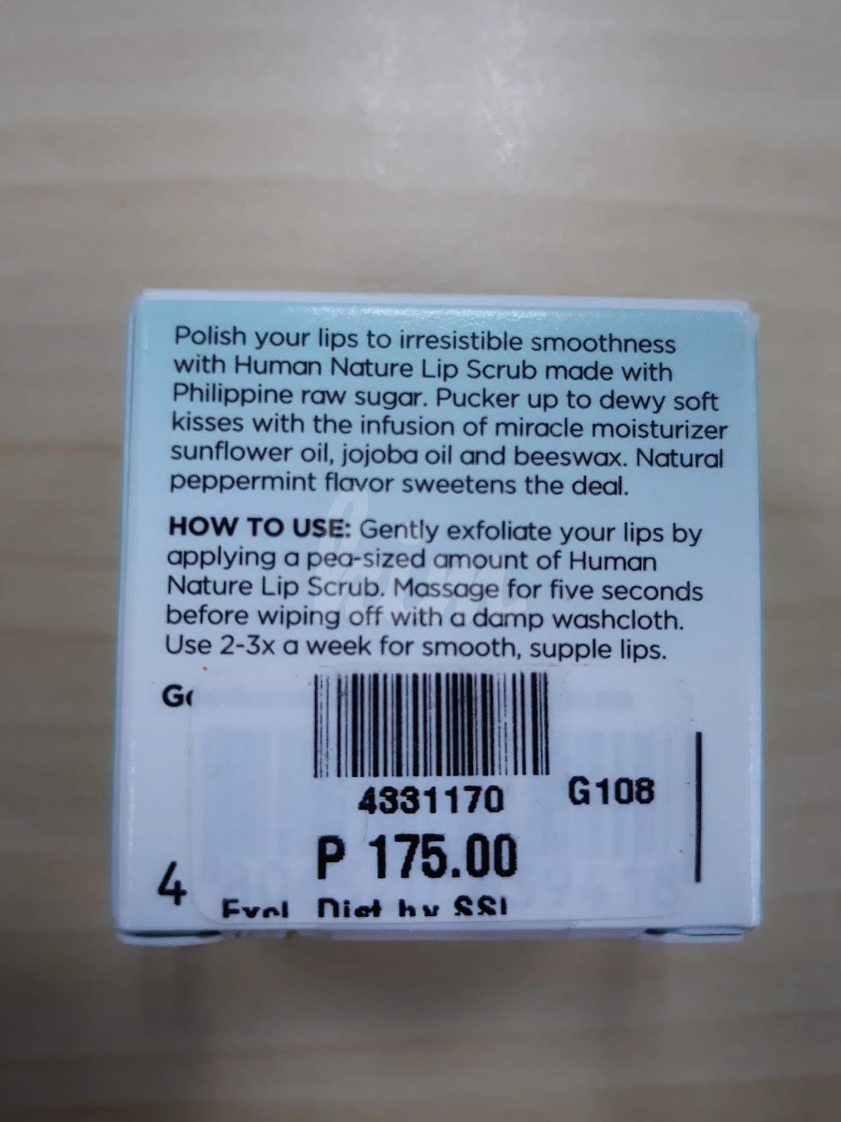 Human Nature Lip Scrub in Peppermint Review