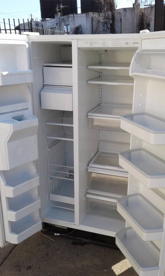 Appliances SideBySide Icemaker Fridge Kenmore 250 (3203