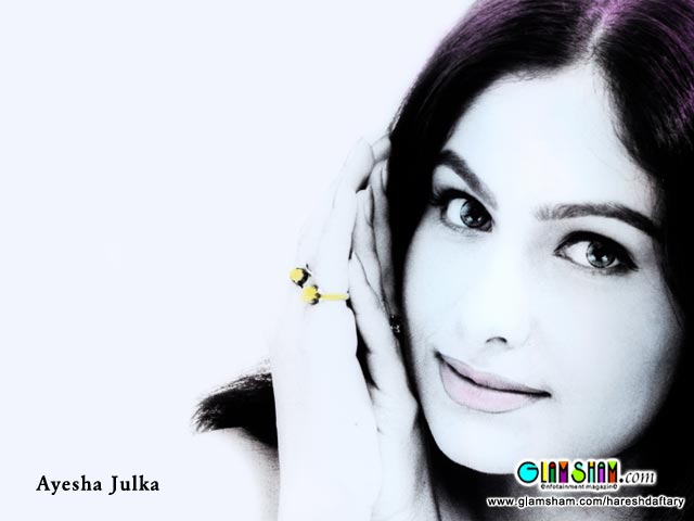 Bollywood Actresses Ayesha Julka