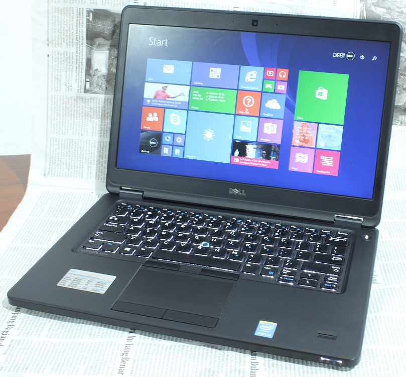 Ноутбук i3. Dell 5450. 5450 Acer. Intel HD Graphics 5500 ноутбук фото.