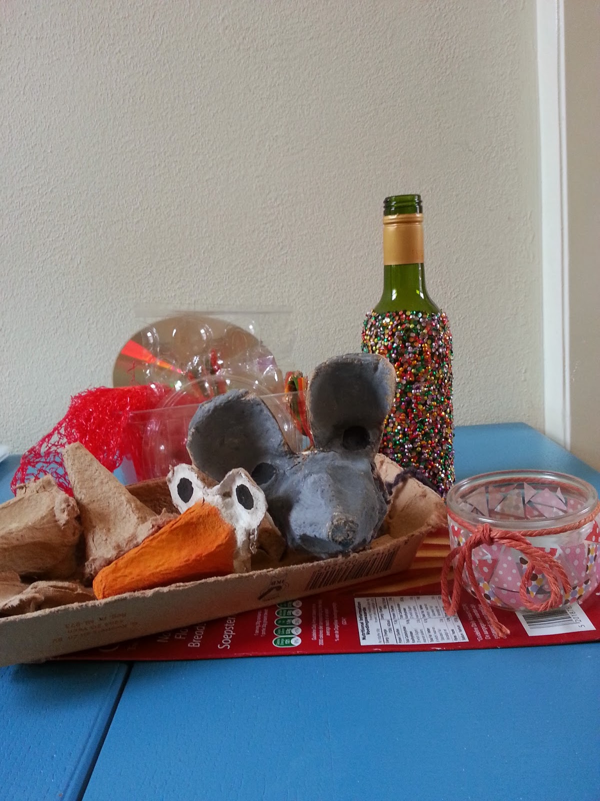 Spelmaterialen maken.Ontdek de mogelijkheden van spullen om je heen