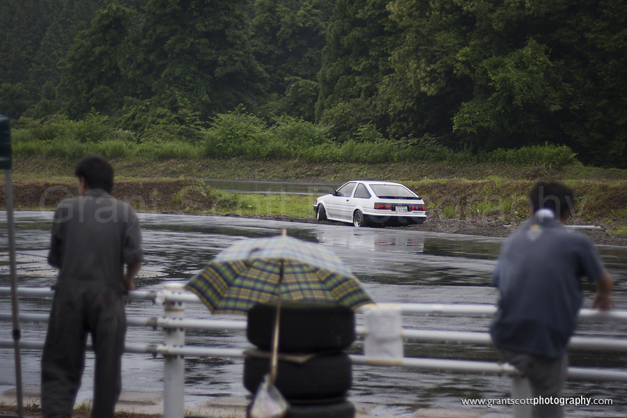 Midnight Mechanics Midnight Mechanic's Adventure to Meet MotorFIX