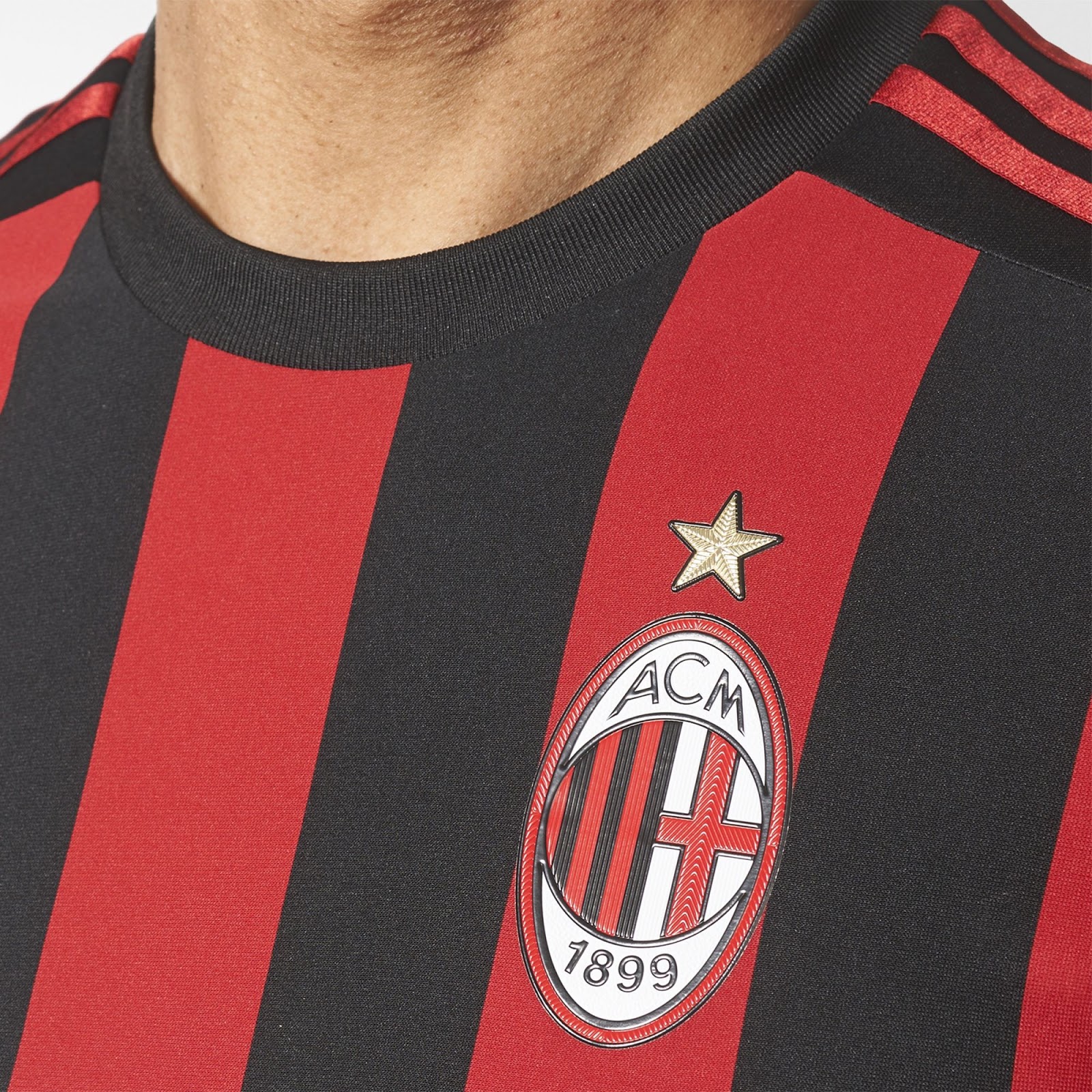 Adidas lança novo uniforme titular do Milan Show de Camisas