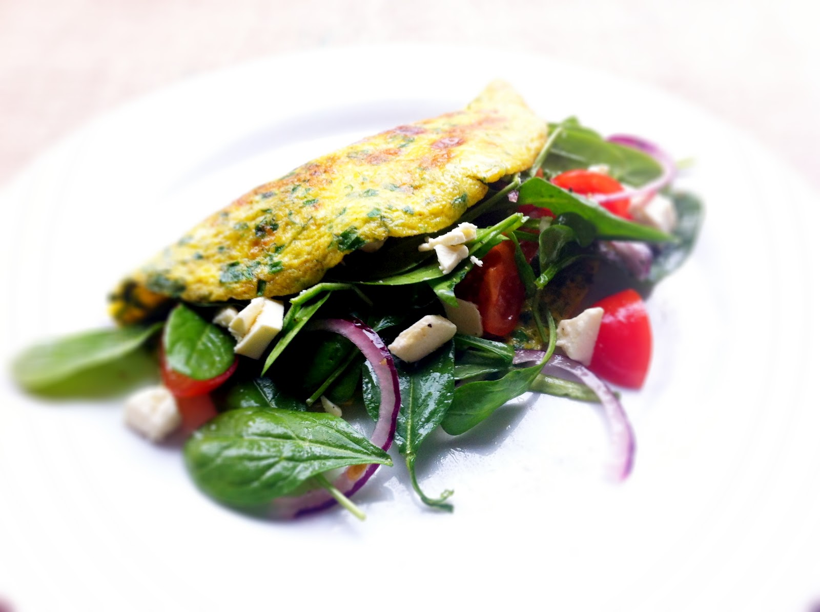 Toast: Green Herby Omelette with Spinach &amp; Feta Salad