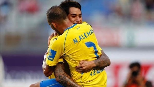 Peleas de futbolistas en el Carnaval de las Palmas y cruce de acusaciones de políticos Peleas de futbolistas en el Carnaval de las Palmas y cruce de acusaciones de políticos