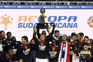 DEPORTES LIGA CAMPEÓN DE LA COPA Y RECOPA SUDAMERICANA 2009