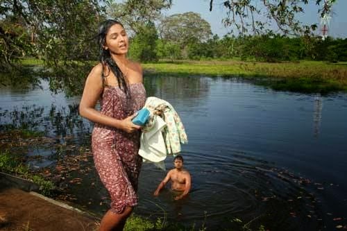 Kerala Aunty Bathing Cumception