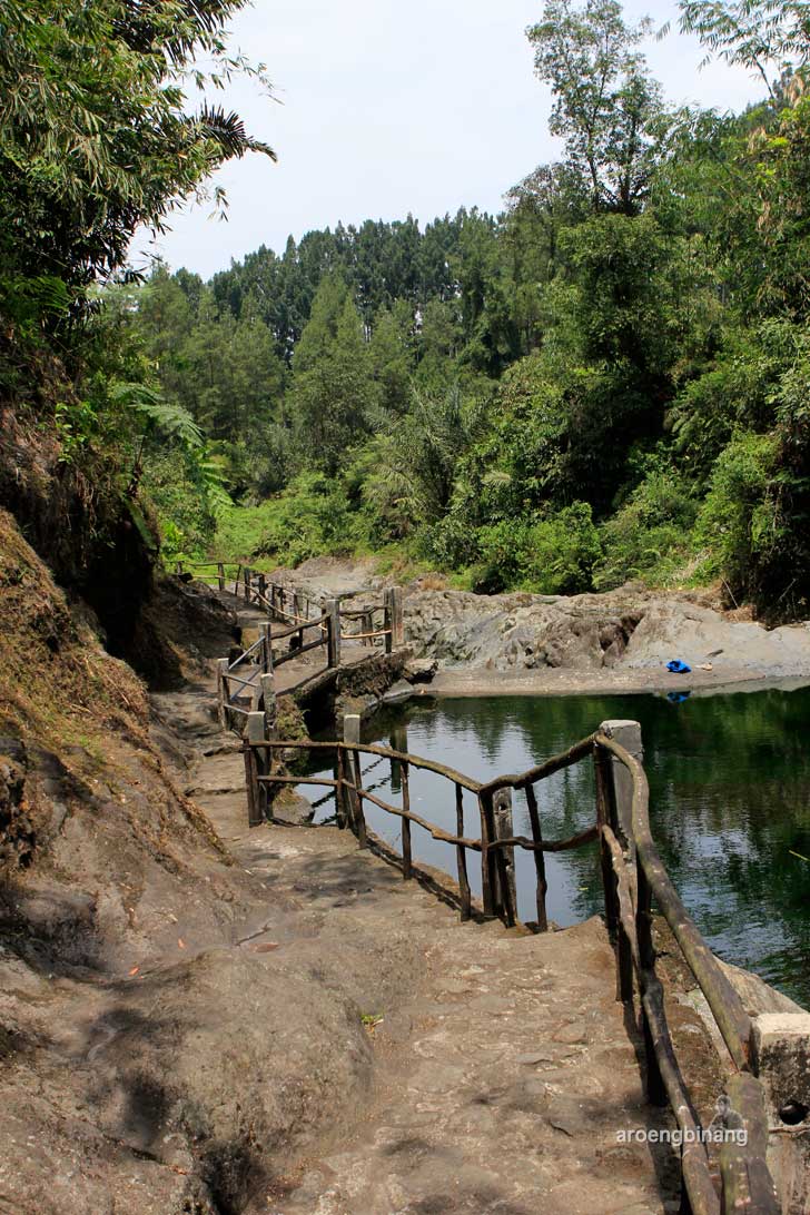 telaga sunyi baturraden banyumas