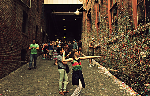 gum wall seattle pacific northwest travel photography