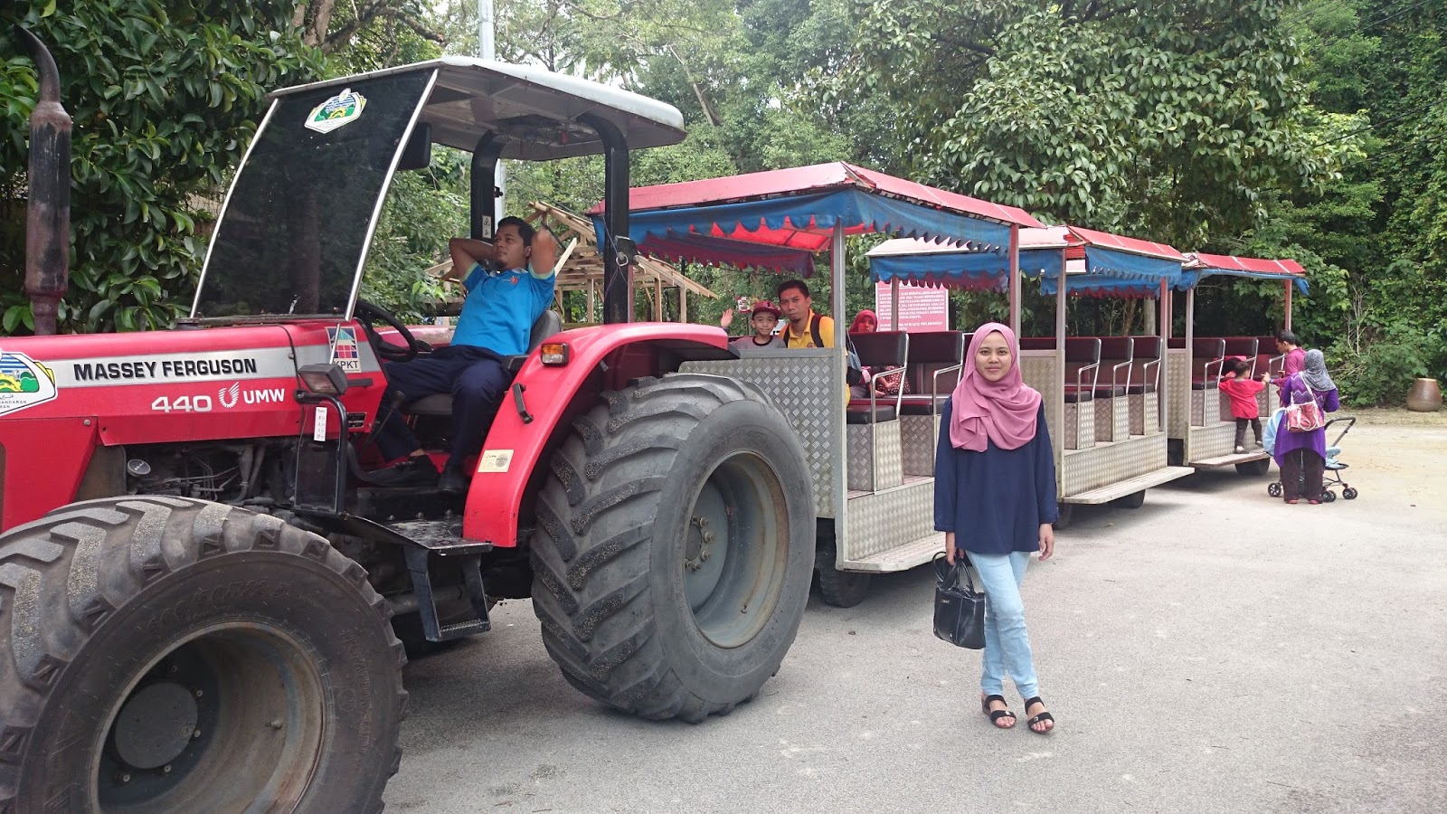 Today BAHAGIA Jalanjalan ke Mini Zoo Kemaman, Terengganu