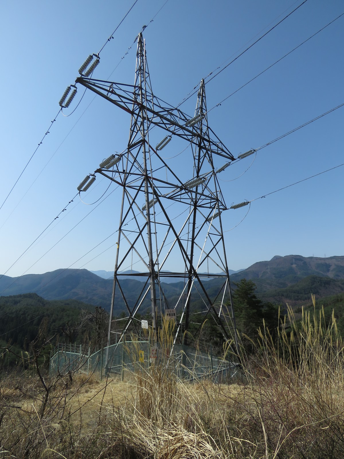 送電鉄塔の写真