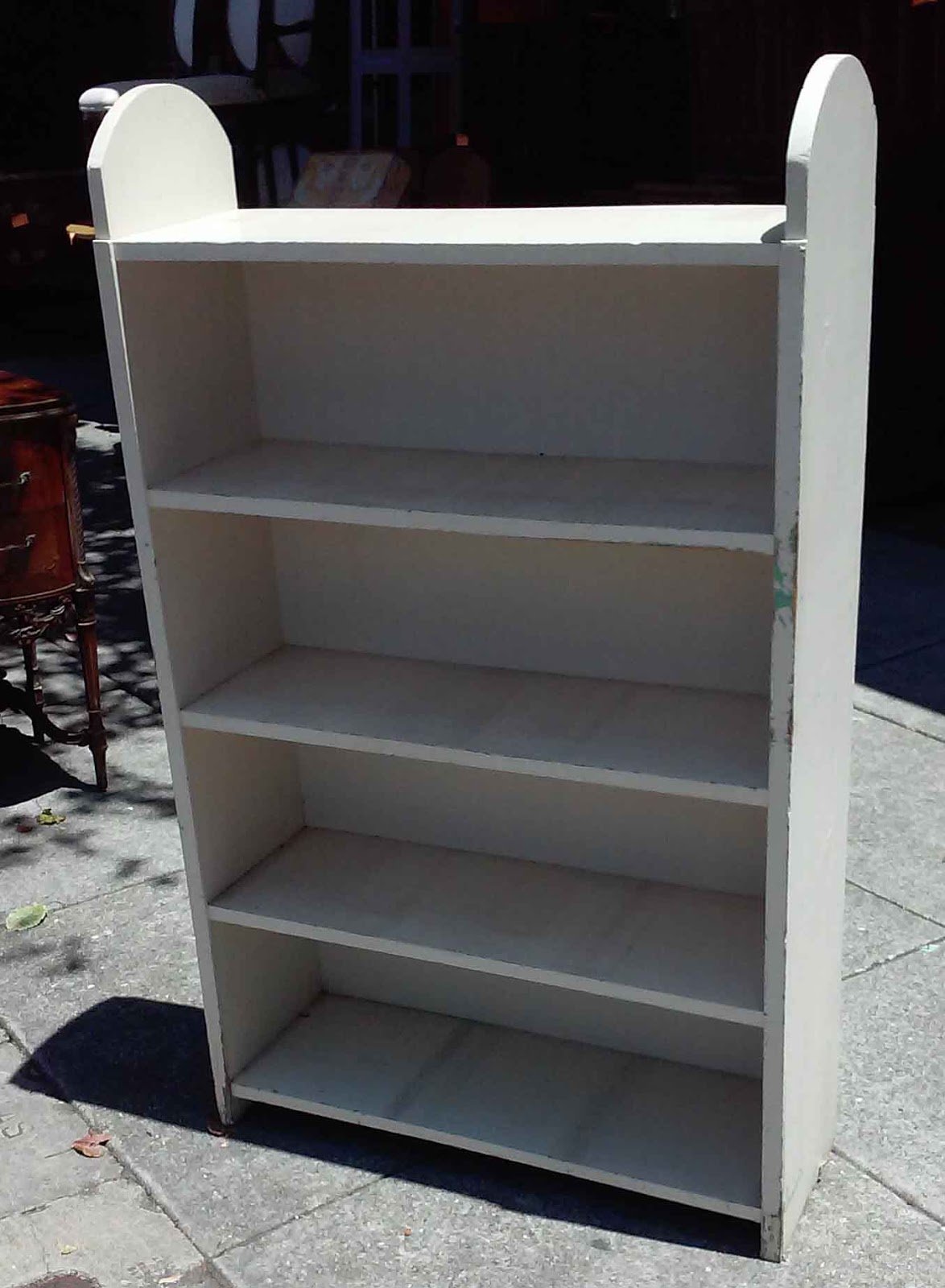 UHURU FURNITURE & COLLECTIBLES SOLD Wooden White Bookcase 40