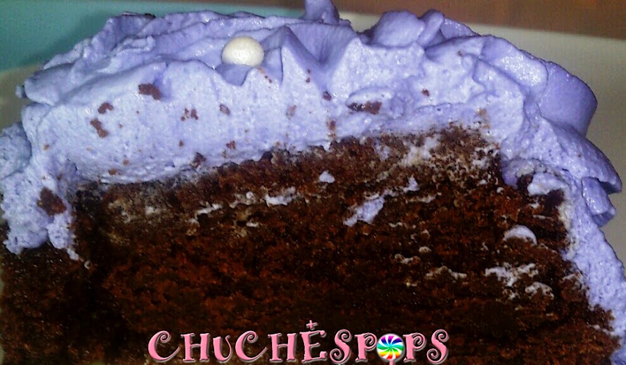 BIZCOCHO CHOCOLATE ROSAS NATA (crema de leche)