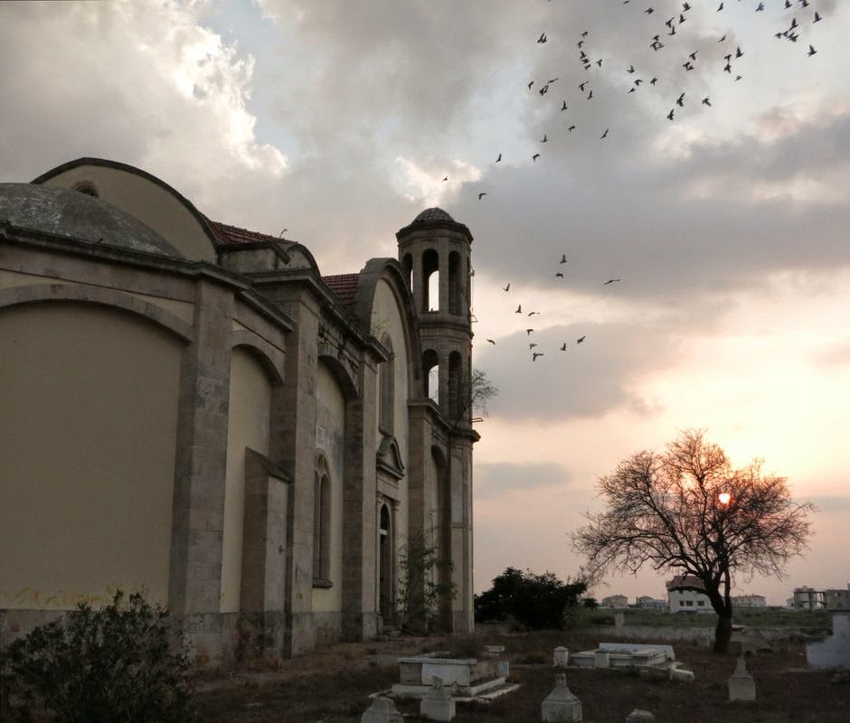 Заброшенная церковь на Северном Кипре