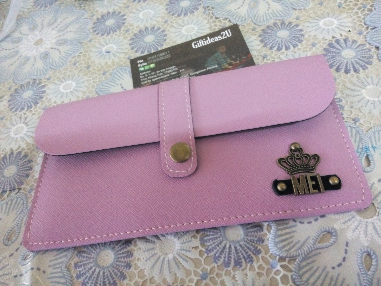 If I could write more... Customized Passport Holders from Giftideas2U