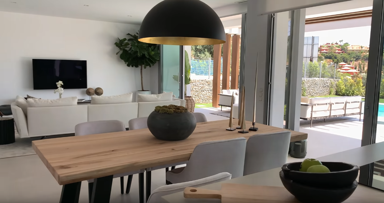 25 Photos vs. Brand New Modern Luxury Villa in Marbella, Spain | Villa Tour | What does €1.5m gets you in Marbella - Luxury Home & Interior Design Tour 25 Photos vs. Brand New Modern Luxury Villa in Marbella, Spain | Villa Tour | What does €1.5m gets you in Marbella - Luxury Home & Interior Design Tour