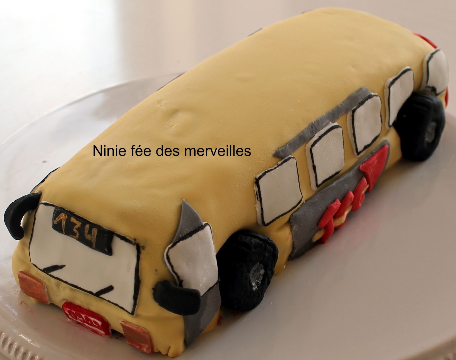 Ninie fée des merveilles: Gateau Bus TEC