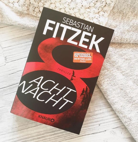 Wie Viele Seiten Hat Das Dickste Buch Der Welt Bilder Zu Das Dickste Buch Der Welt