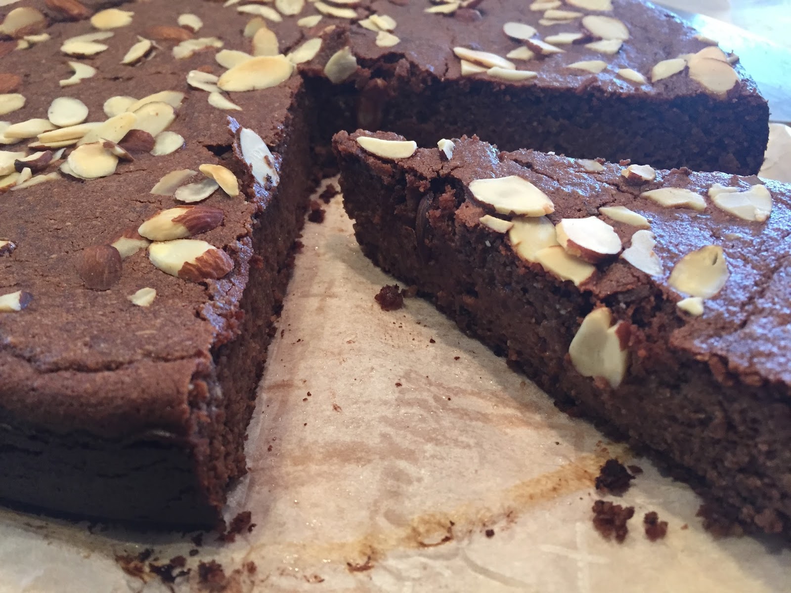 Flourless Chocolate Almond Ricotta Cake
