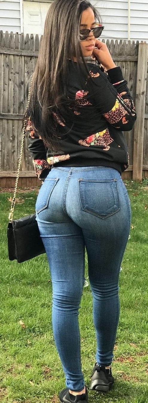 Sexy Ass In Tight Jeans - Tight Jeans #TightJeans #Tight #Jeans