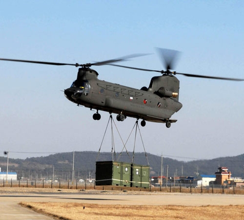 5deadlyhelicopters_ch-47_chincook_600x450.jpg