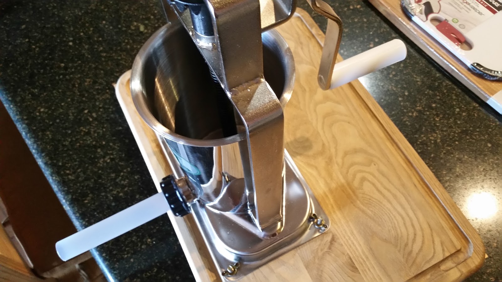 Masterbuilt 30” Electric Smoker and Oklahoma Joe's Highland Reverse