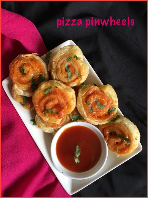 Pizza Pinwheels ( 3 ingredient recipe )