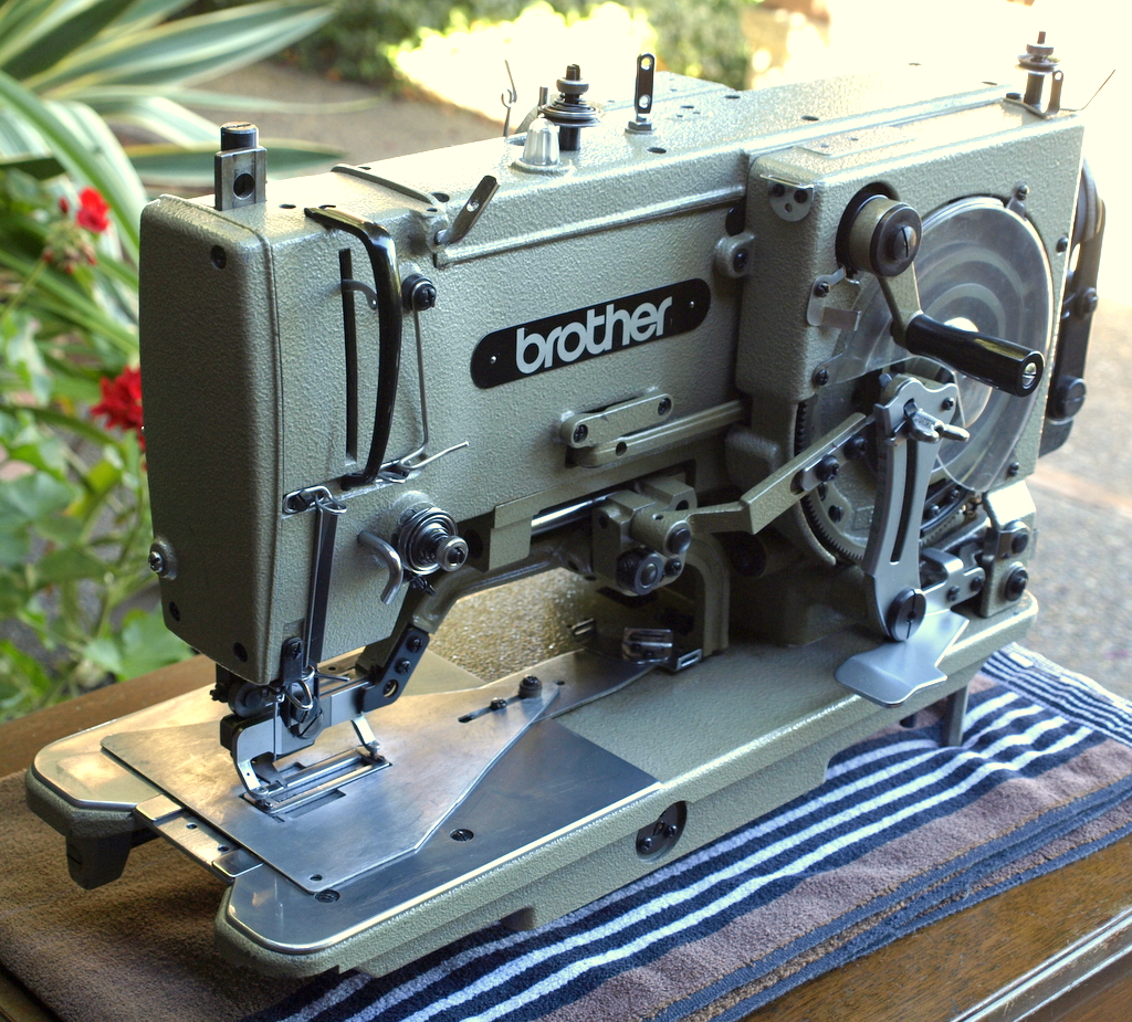 Tight Acres Brother LH4B8142 Buttonhole Machine