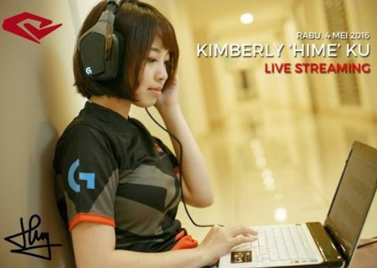 Cewek Cantik Profesi YouTuber Gaming Indonesia